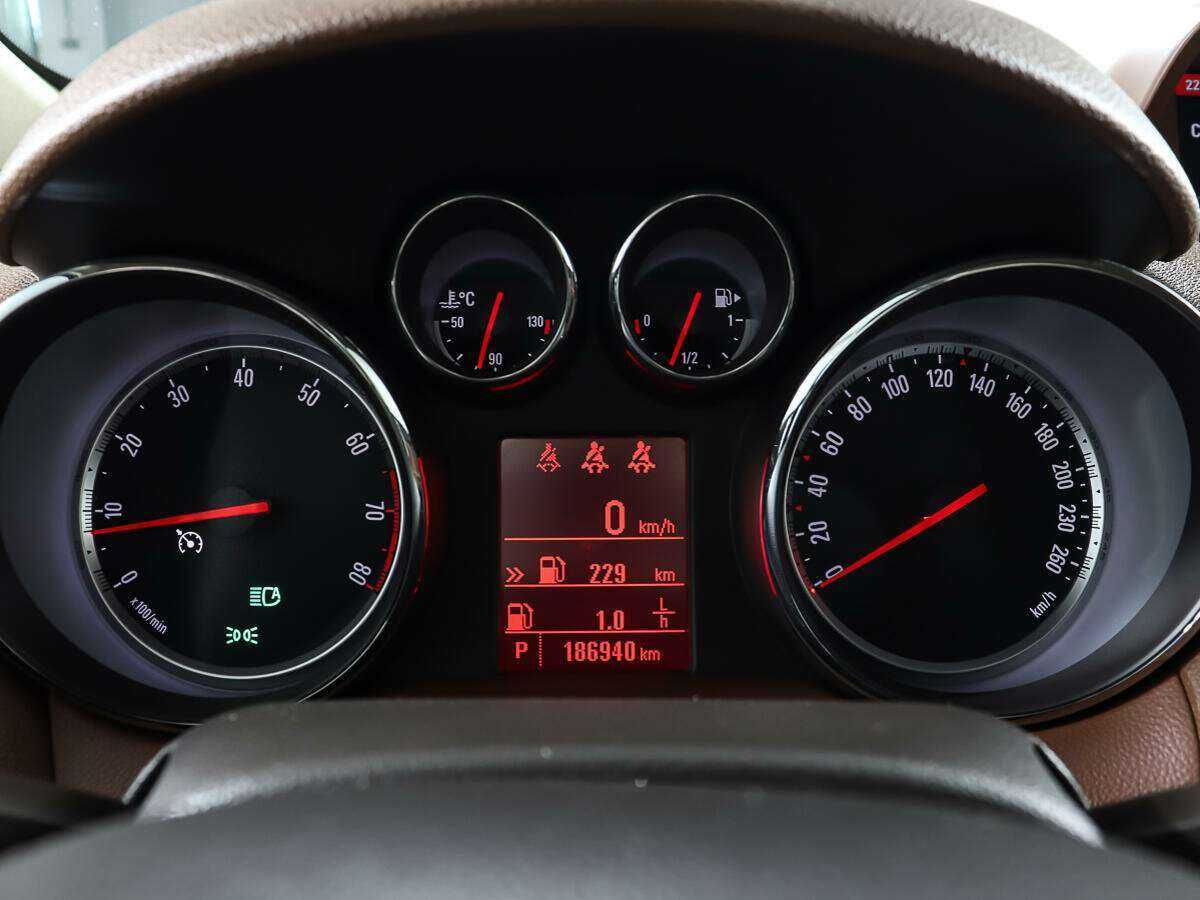 Opel Mokka 2013 года с пробегом. Фото: #13