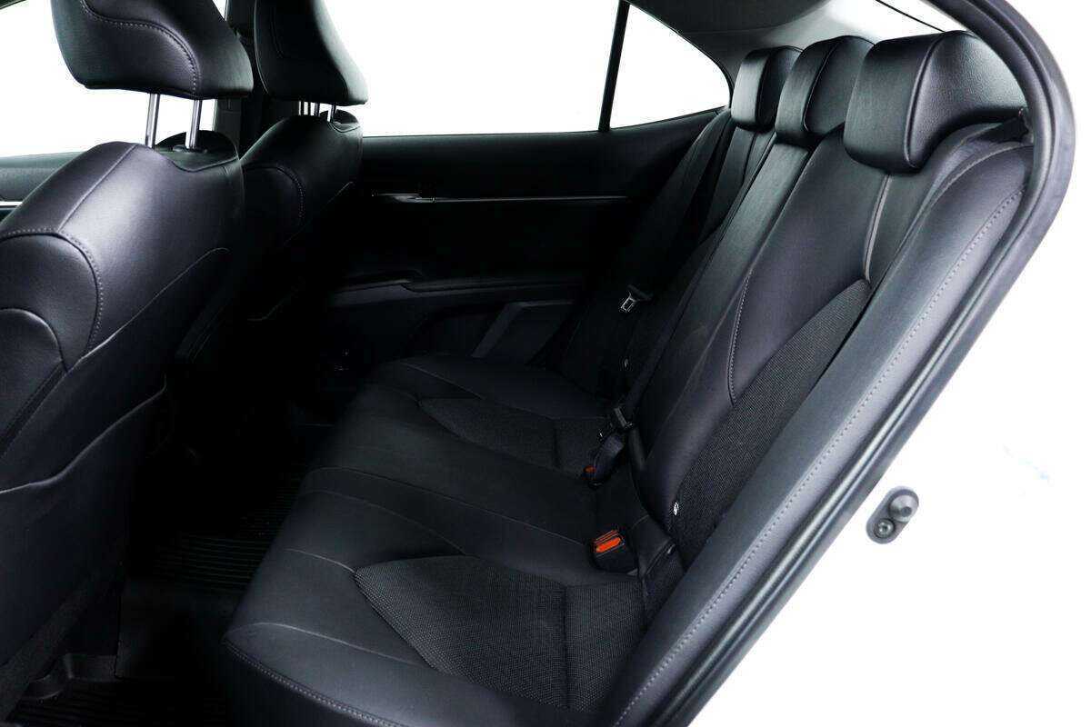 Toyota Camry 2021 года с пробегом. Фото: #11