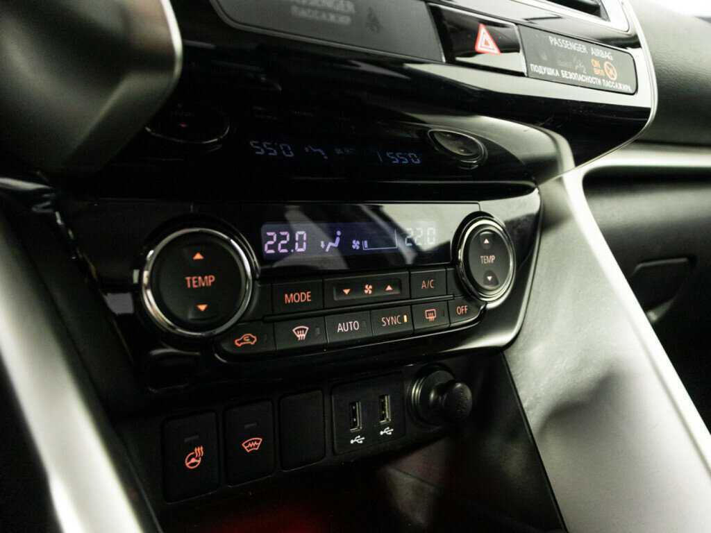 Mitsubishi Eclipse Cross 2018 года с пробегом. Фото: #16