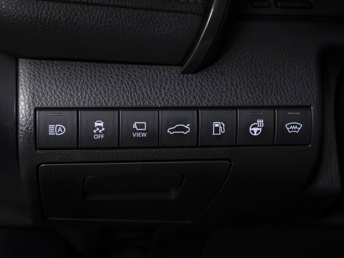 Toyota Camry 2018 года с пробегом. Фото: #15