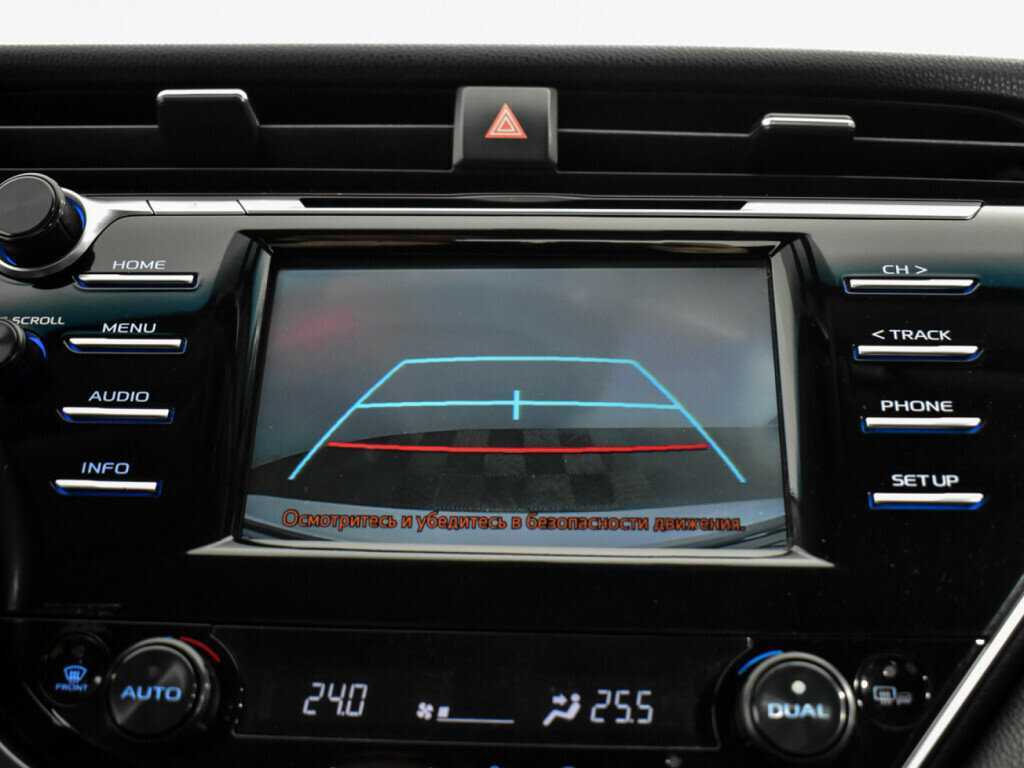 Toyota Camry 2018 года с пробегом. Фото: #17