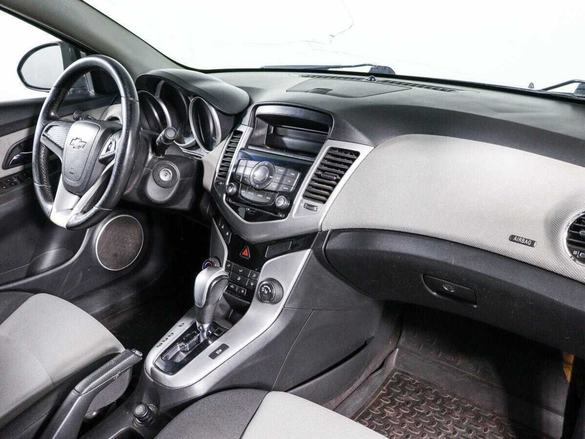 Chevrolet Cruze 2012 года с пробегом. Фото: #8