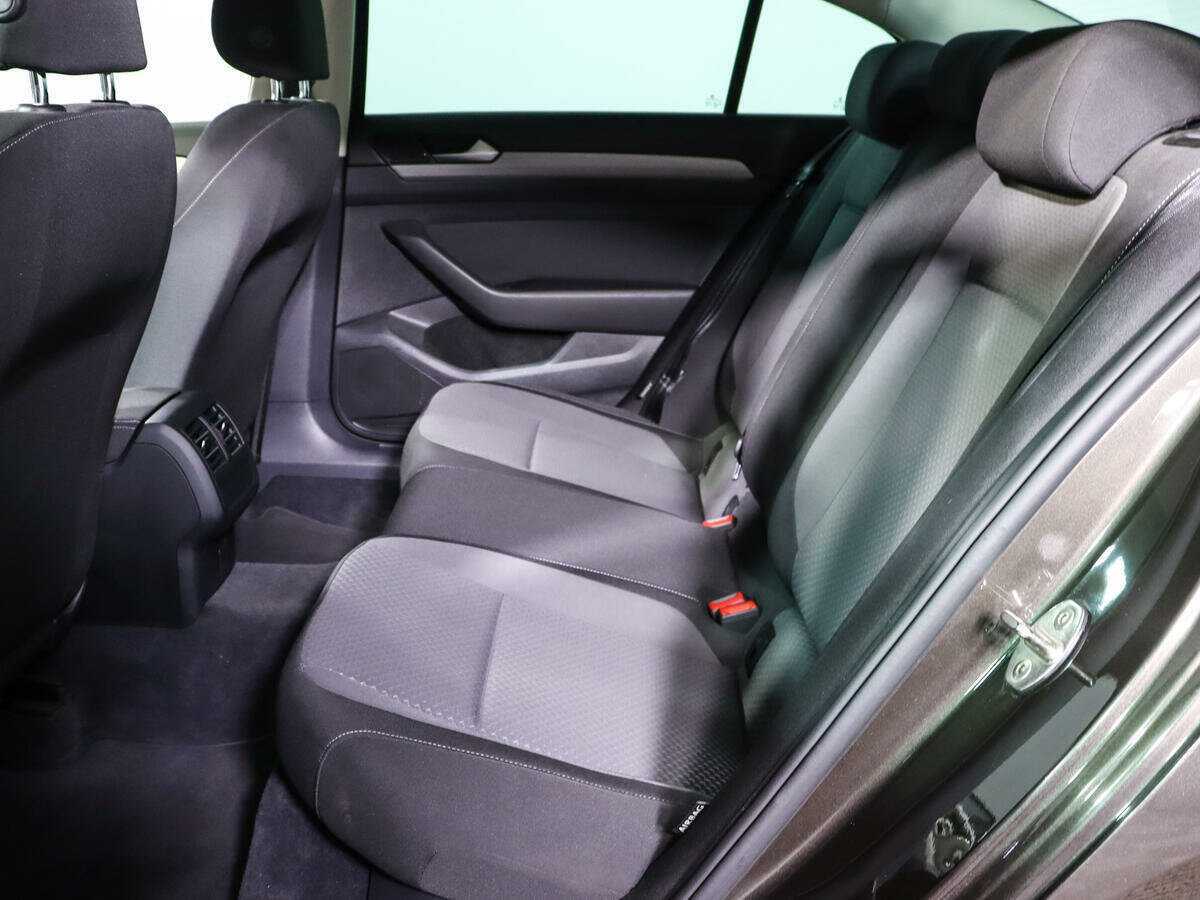 Volkswagen Passat 2016 года с пробегом. Фото: #7