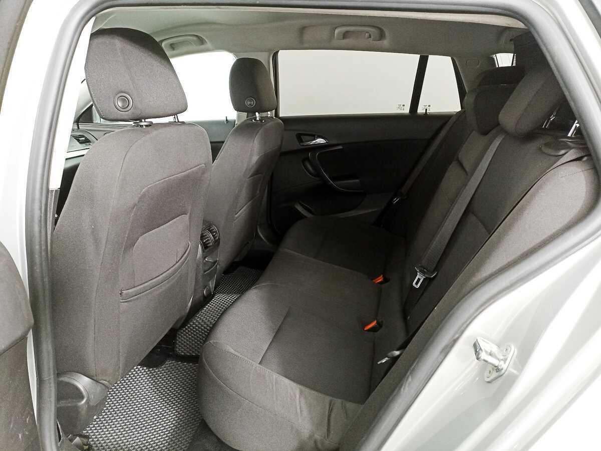 Opel Insignia 2012 года с пробегом. Фото: #8