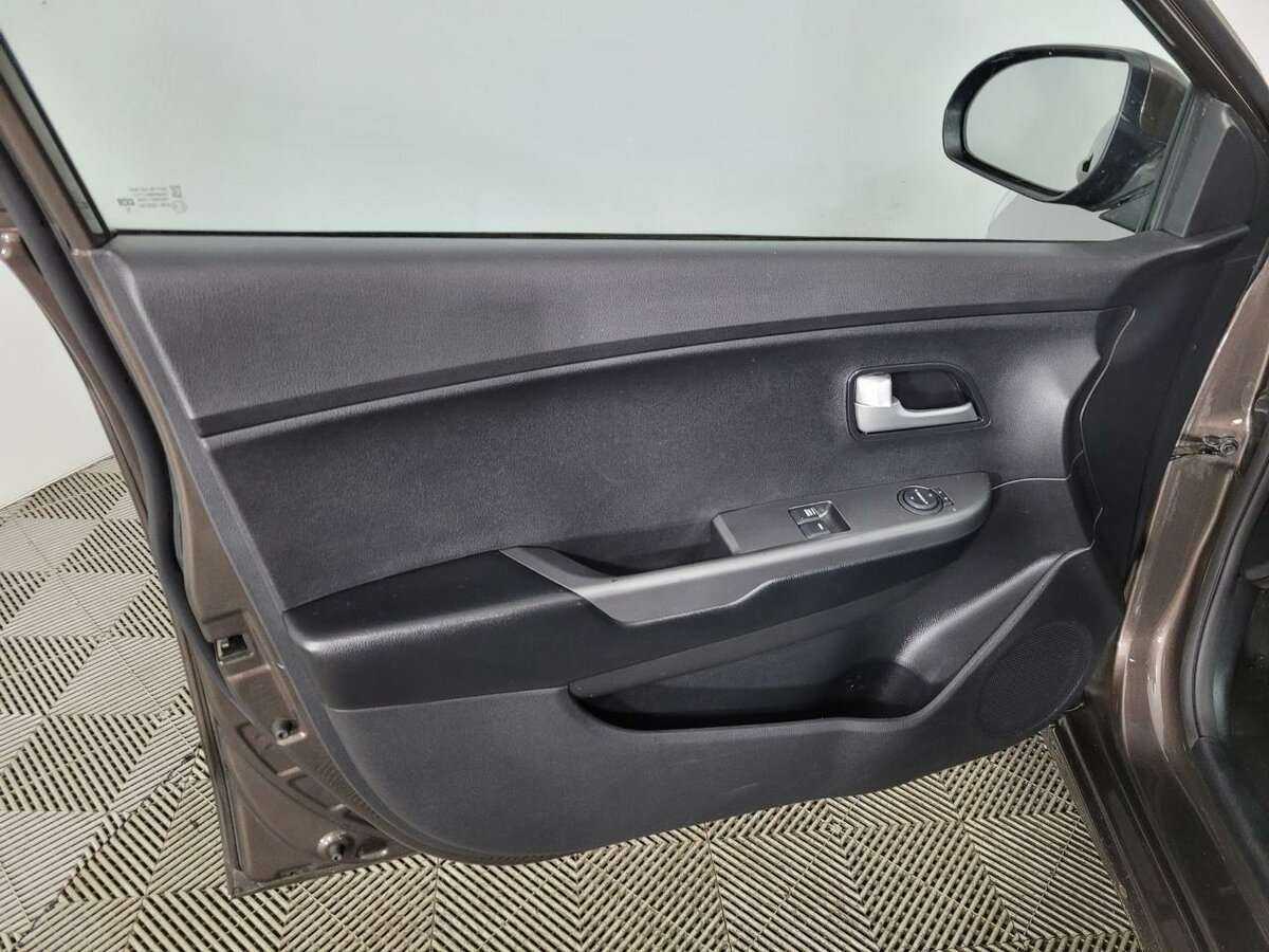 Kia Rio 2016 года с пробегом. Фото: #7