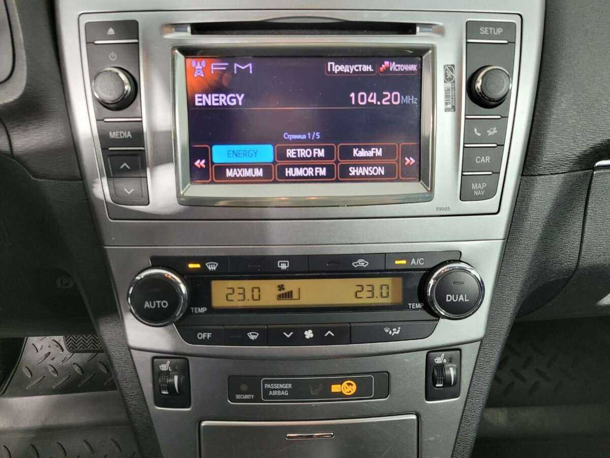 Toyota Avensis 2012 года с пробегом. Фото: #11