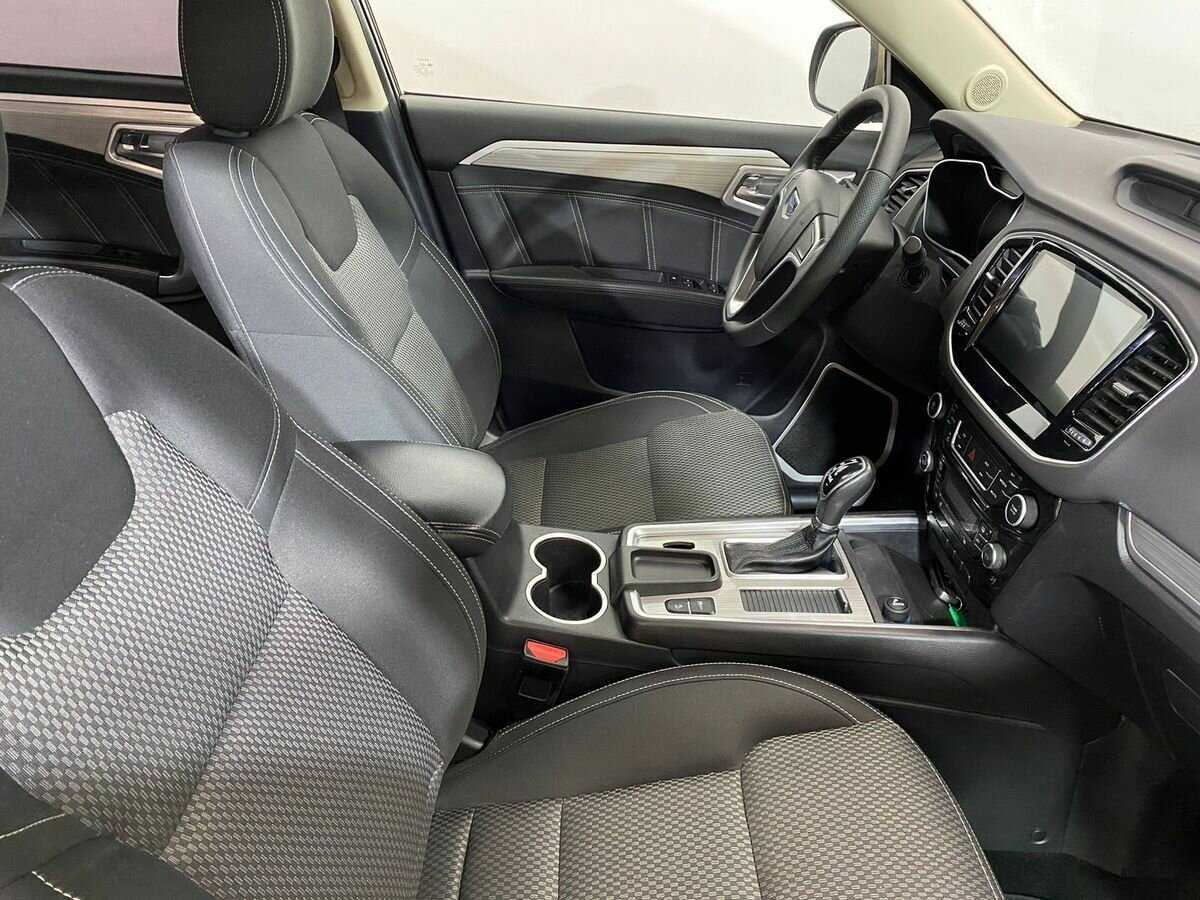 Geely Emgrand X7 2019 года с пробегом. Фото: #9