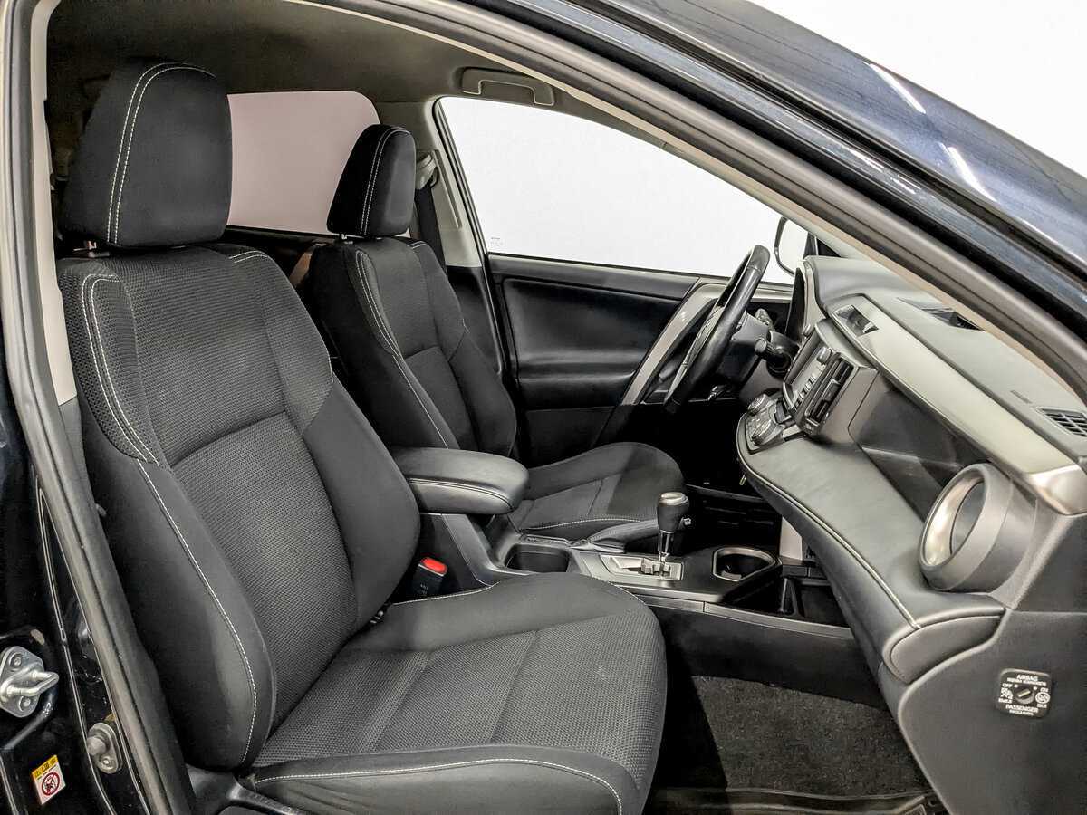 Toyota RAV4 2017 года с пробегом. Фото: #21