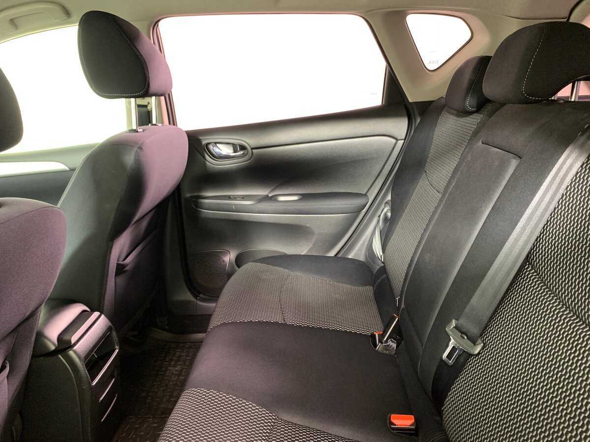 Nissan Tiida 2015 года с пробегом. Фото: #18