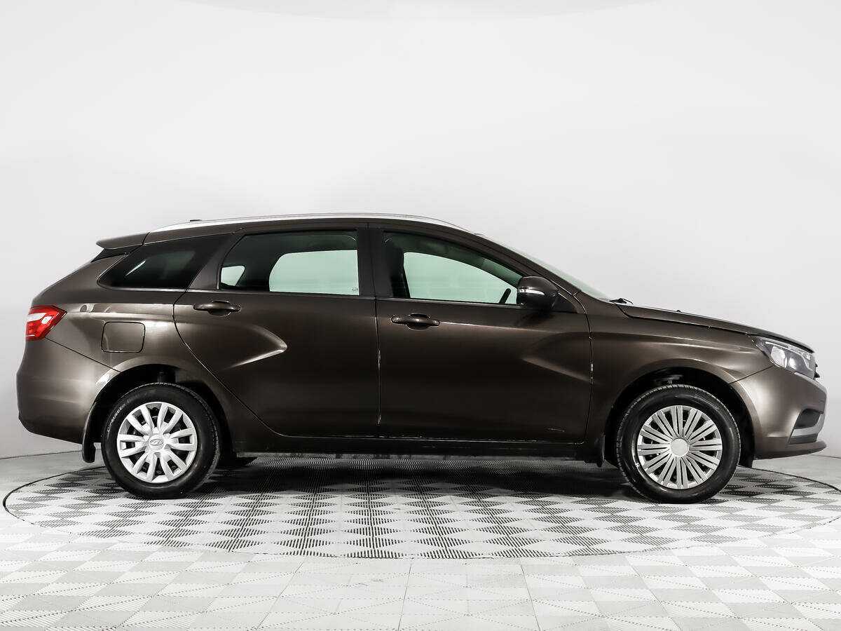 Lada (ВАЗ) Vesta 2019 года с пробегом. Фото: #3