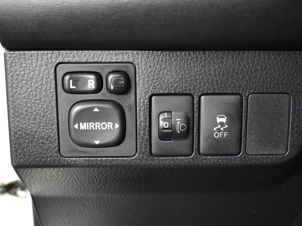 Toyota RAV4 2015 года с пробегом. Фото: #8