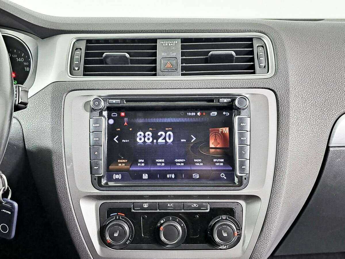 Volkswagen Jetta 2018 года с пробегом. Фото: #11