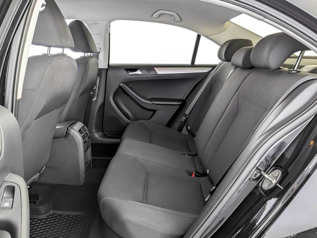 Volkswagen Jetta 2015 года с пробегом. Фото: #9