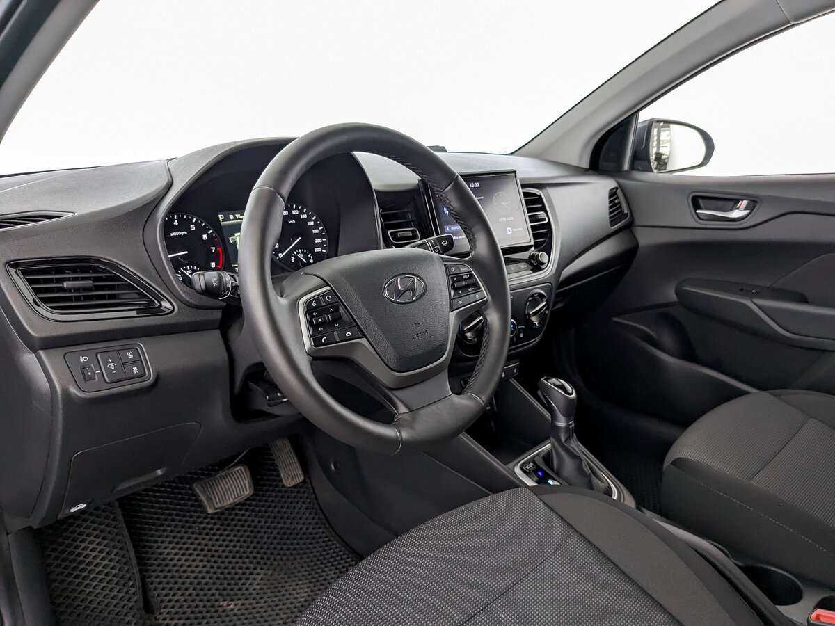 Hyundai Solaris 2022 года с пробегом. Фото: #12