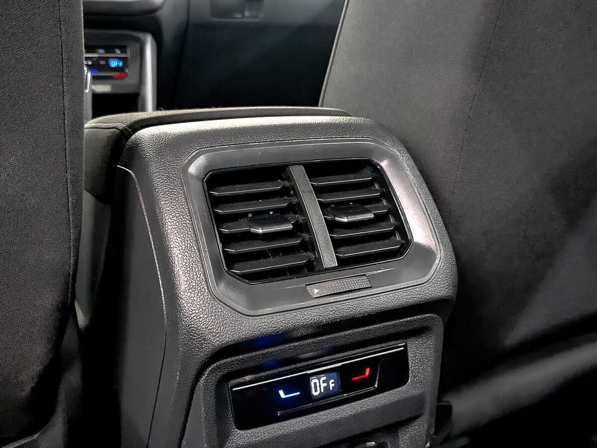 Volkswagen Tiguan 2021 года с пробегом. Фото: #24
