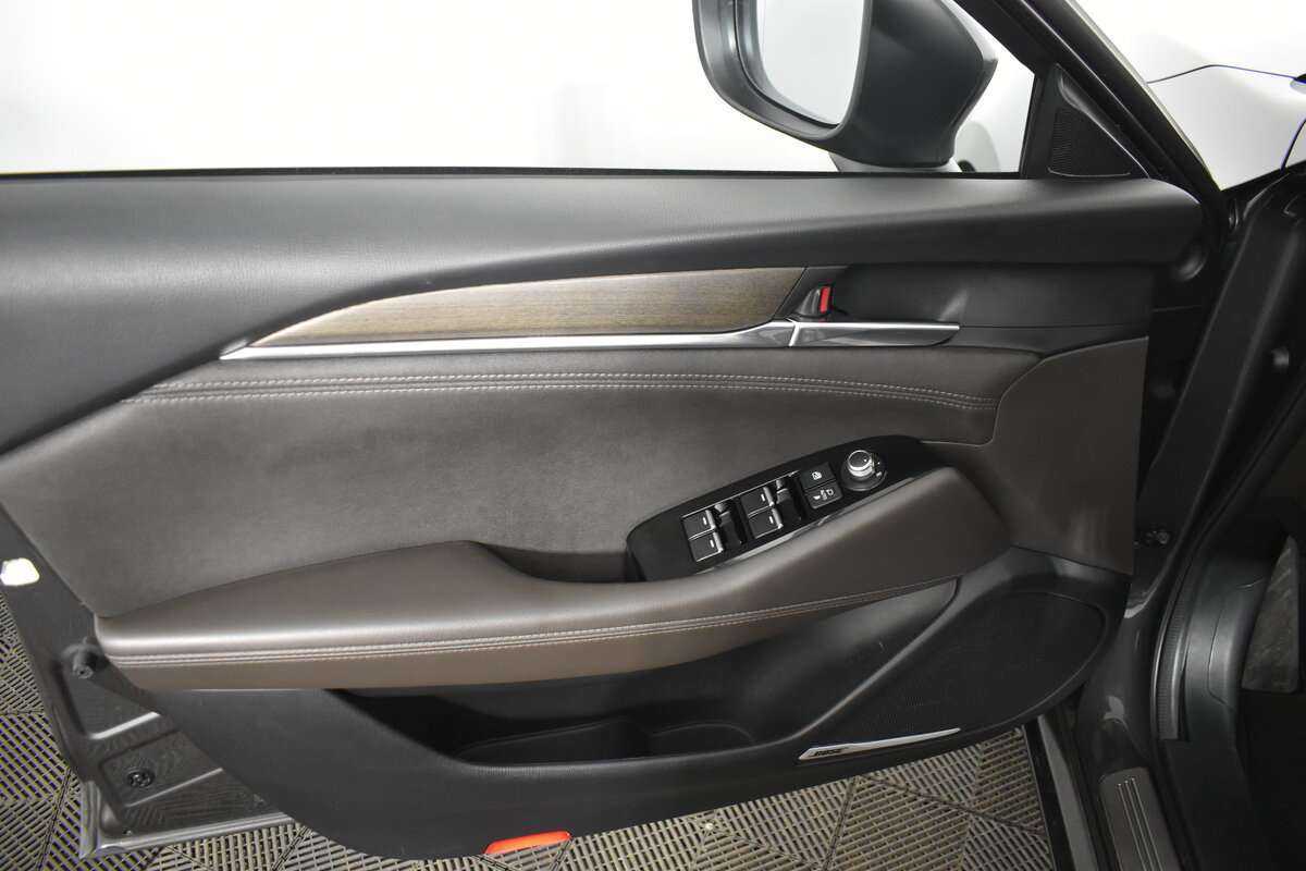Mazda 6 2019 года с пробегом. Фото: #12