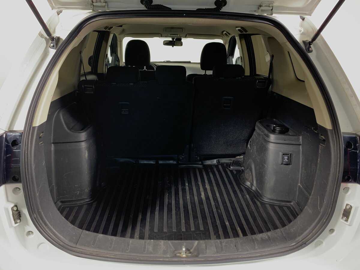 Mitsubishi Outlander 2017 года с пробегом. Фото: #19