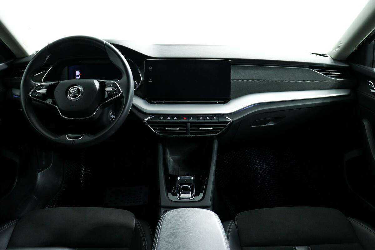 Skoda Octavia 2021 года с пробегом. Фото: #9