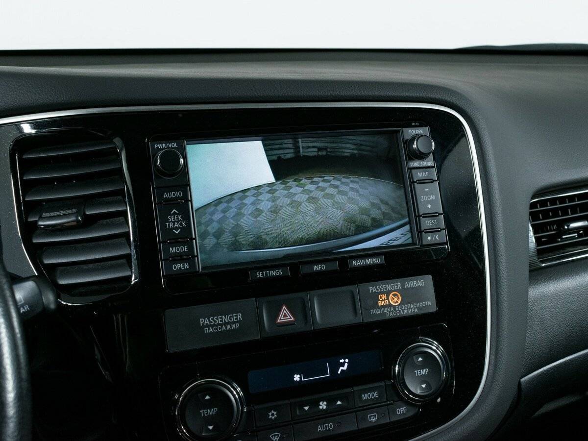 Mitsubishi Outlander 2015 года с пробегом. Фото: #16