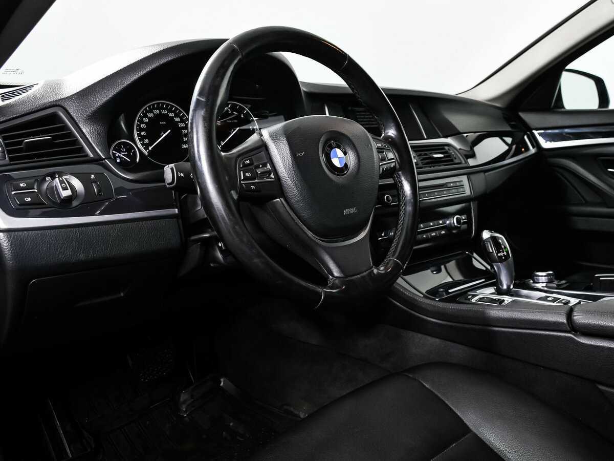 BMW 5 серии 2016 года с пробегом. Фото: #11