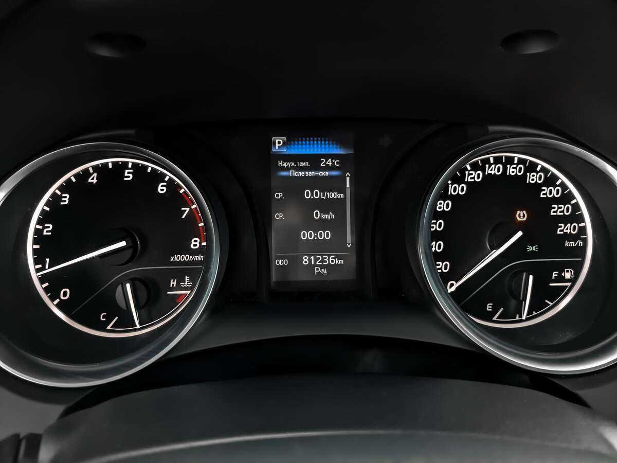 Toyota Camry 2019 года с пробегом. Фото: #10