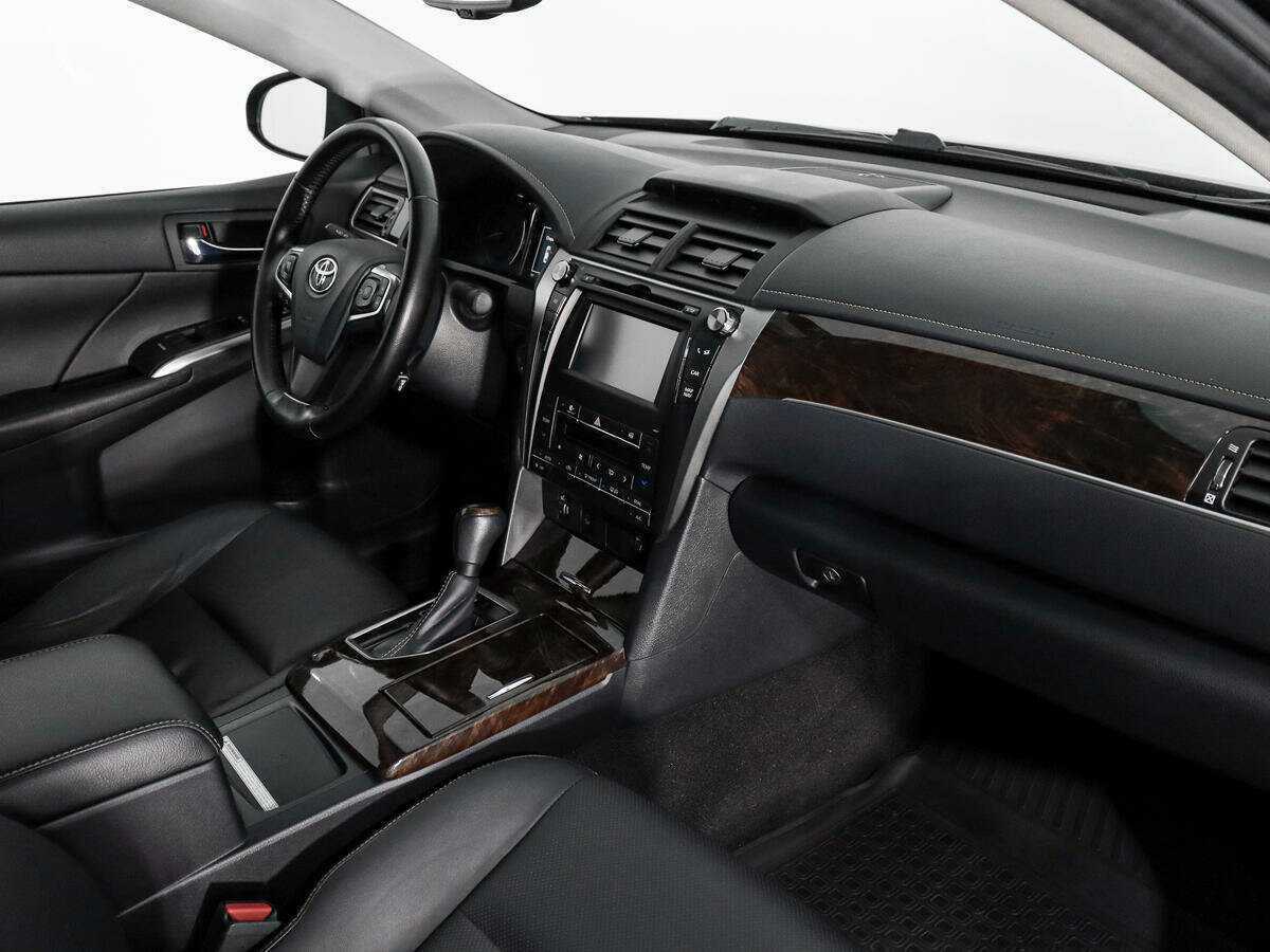 Toyota Camry 2016 года с пробегом. Фото: #12