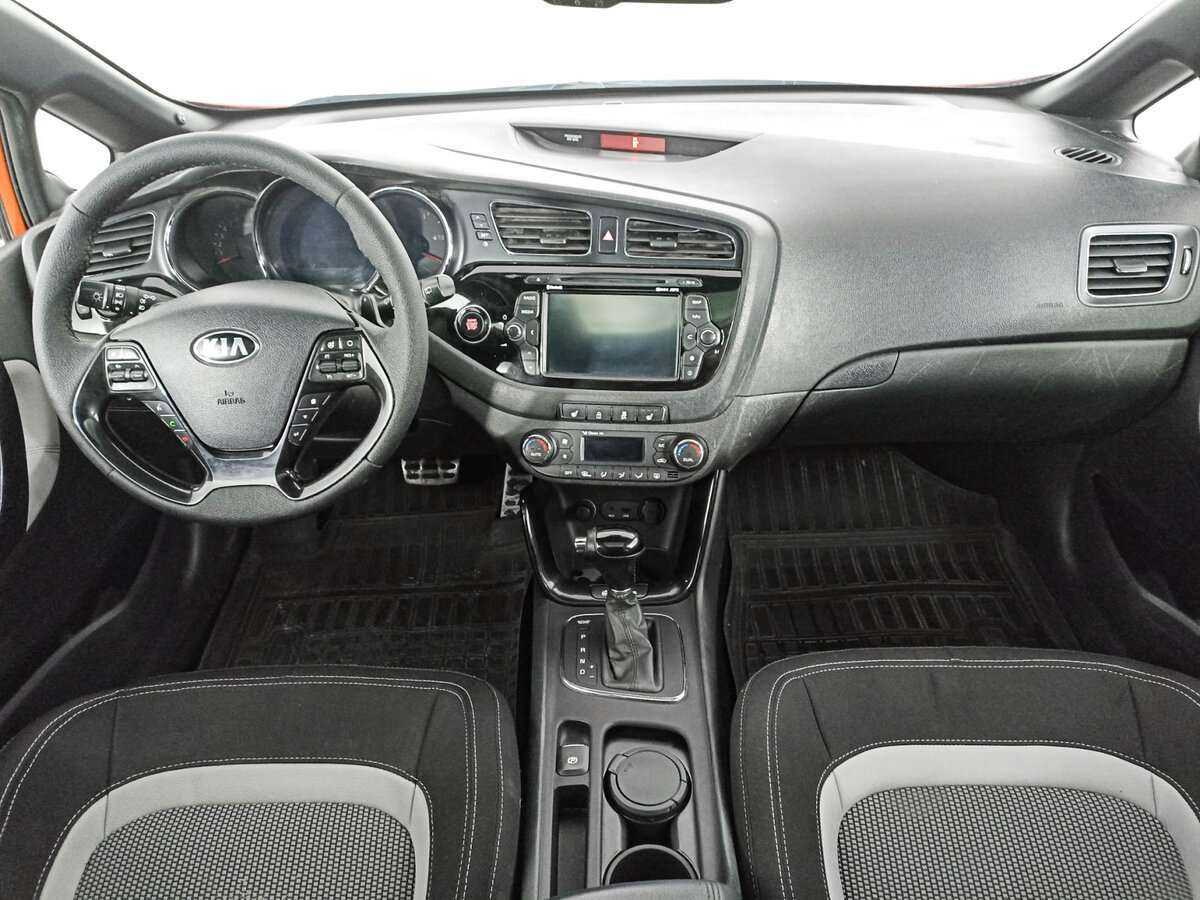 Kia Ceed 2013 года с пробегом. Фото: #11