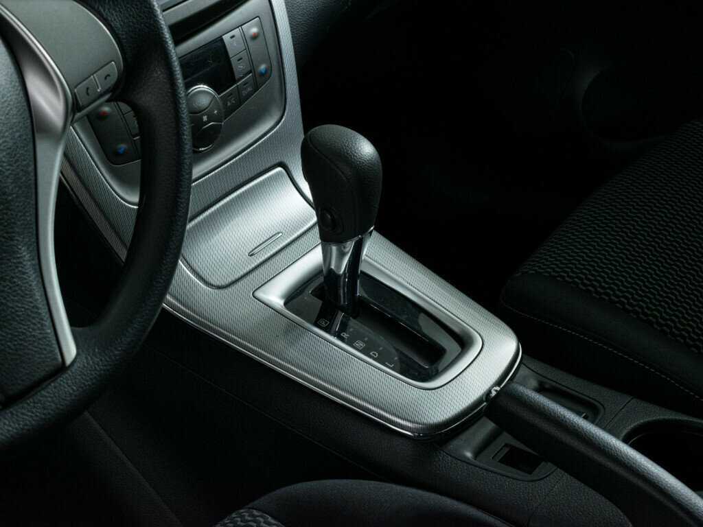 Nissan Tiida 2015 года с пробегом. Фото: #12