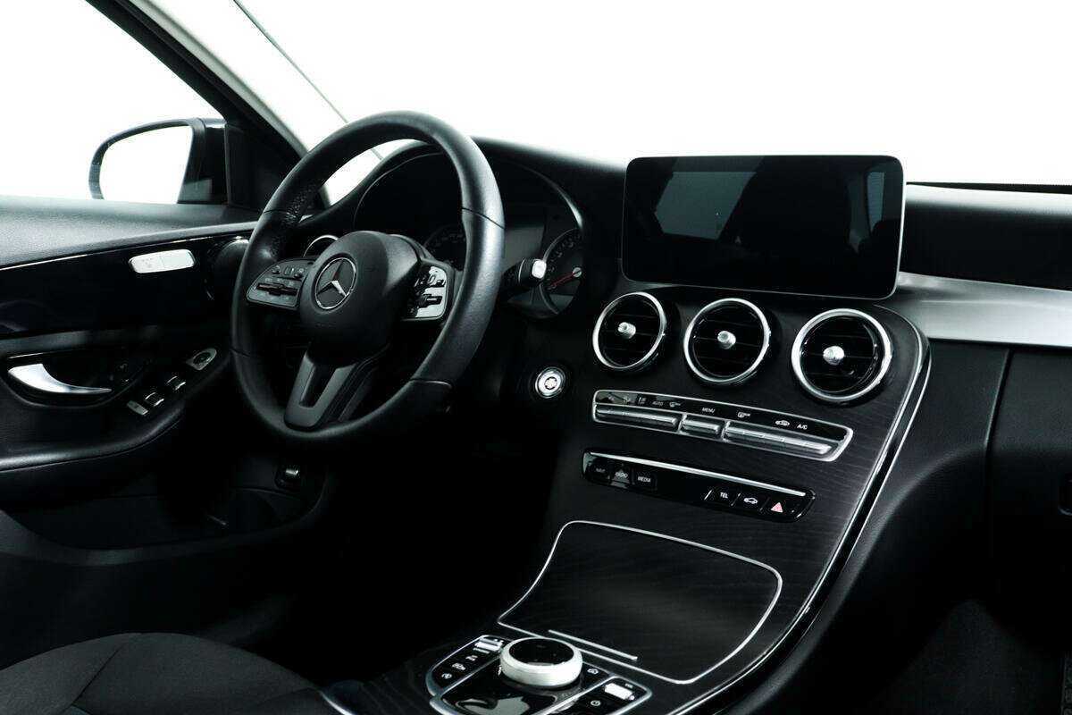 Mercedes-Benz C-Класс 2018 года с пробегом. Фото: #7