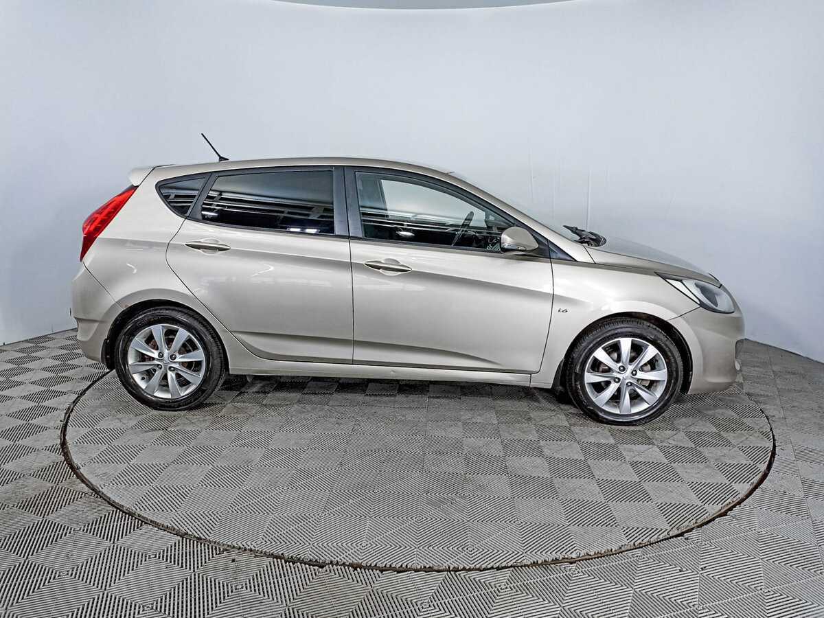 Hyundai Solaris 2012 года с пробегом. Фото: #3