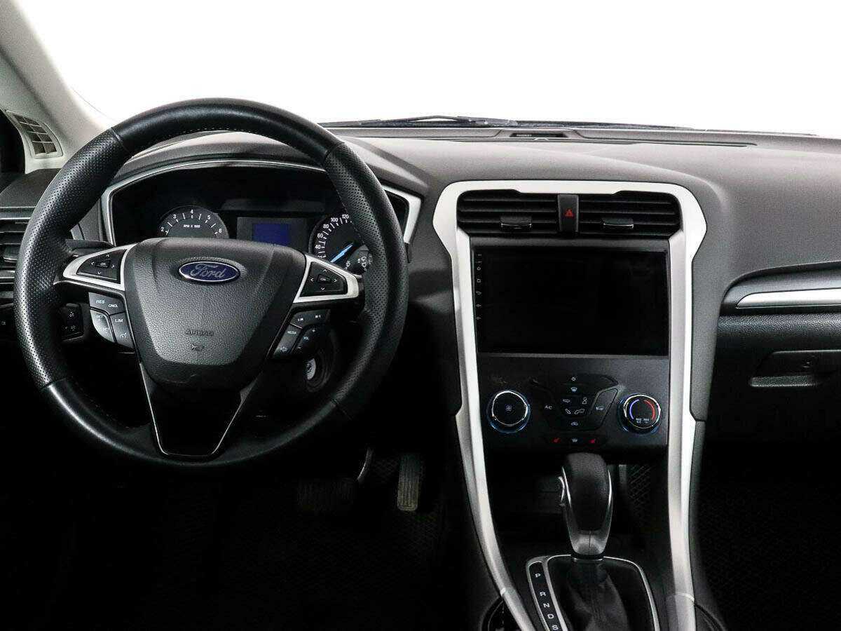 Ford Mondeo 2015 года с пробегом. Фото: #8