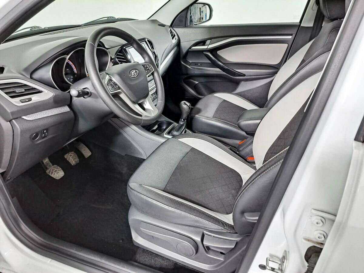 Lada (ВАЗ) Vesta 2019 года с пробегом. Фото: #13