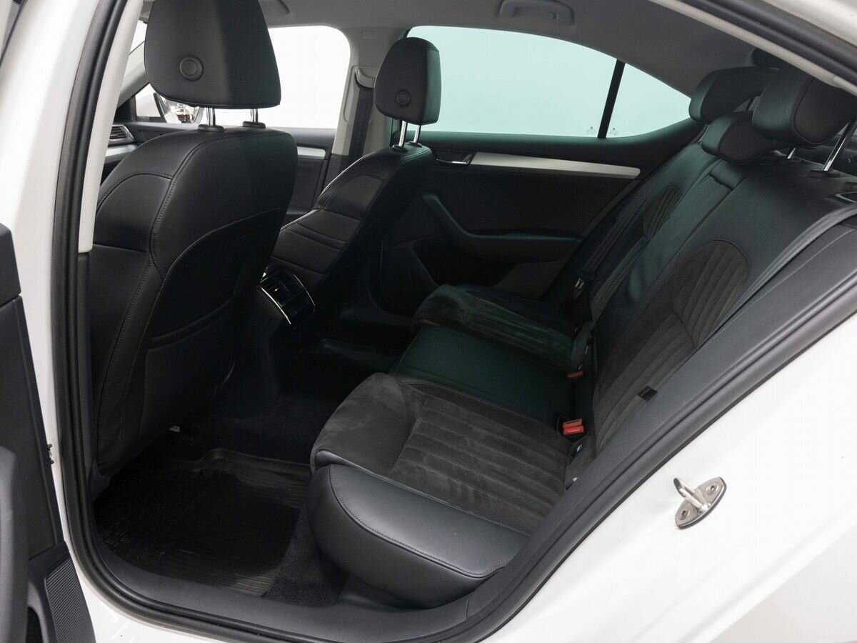 Skoda Superb 2016 года с пробегом. Фото: #9