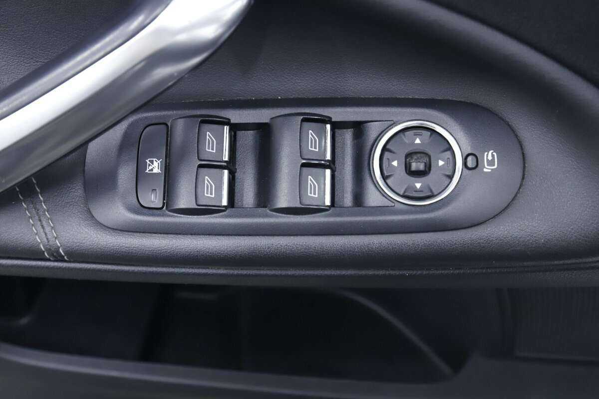 Ford Mondeo 2013 года с пробегом. Фото: #7