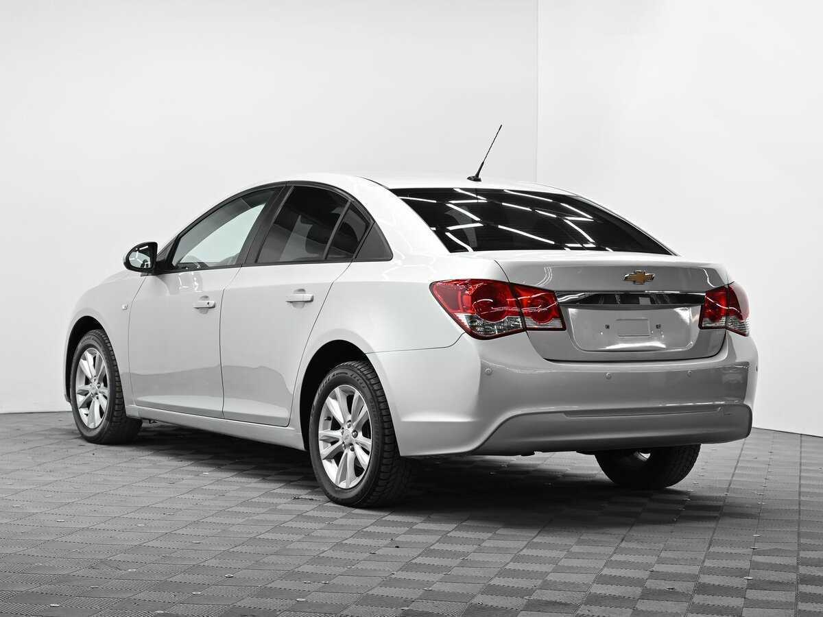 Chevrolet Cruze 2013 года с пробегом. Фото: #2