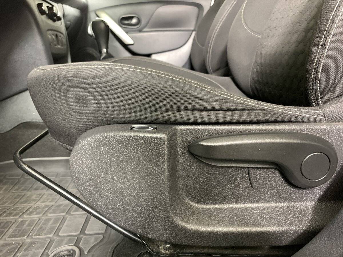 Renault Logan 2017 года с пробегом. Фото: #15