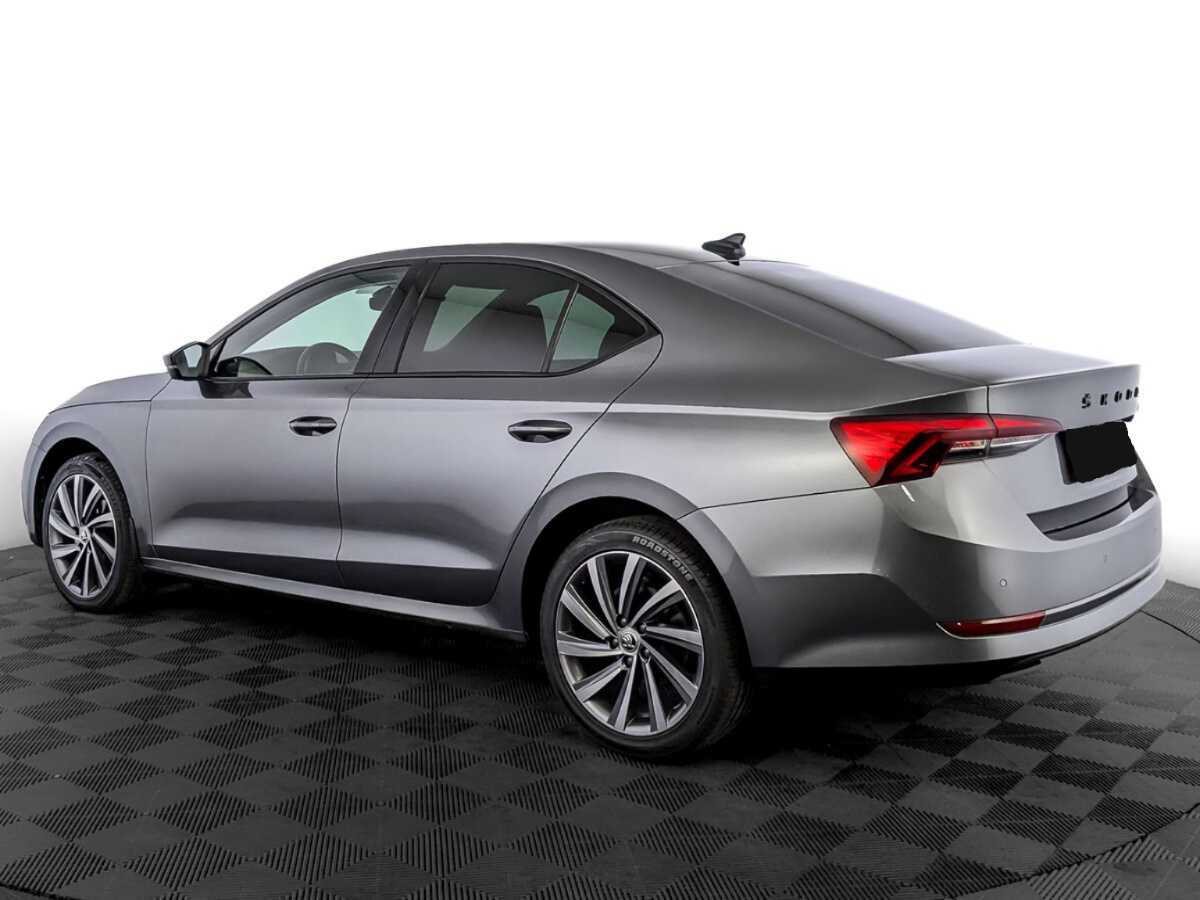 Skoda Octavia 2021 года с пробегом. Фото: #6
