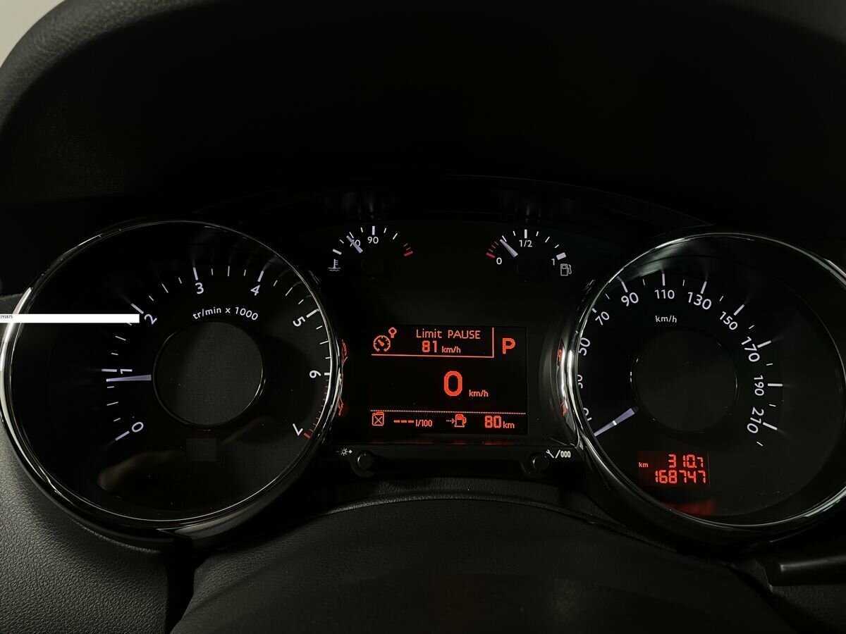 Peugeot 3008 2012 года с пробегом. Фото: #10