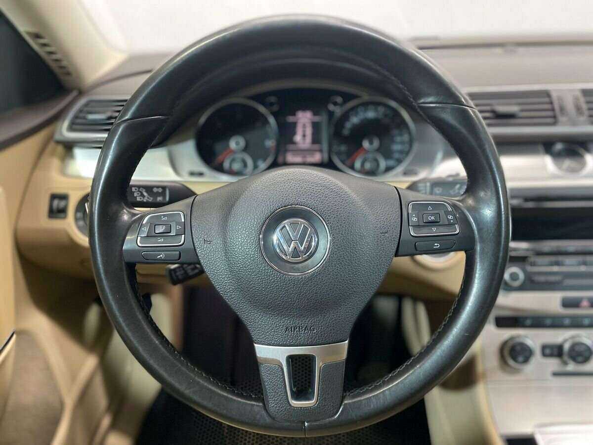 Volkswagen Passat 2012 года с пробегом. Фото: #9