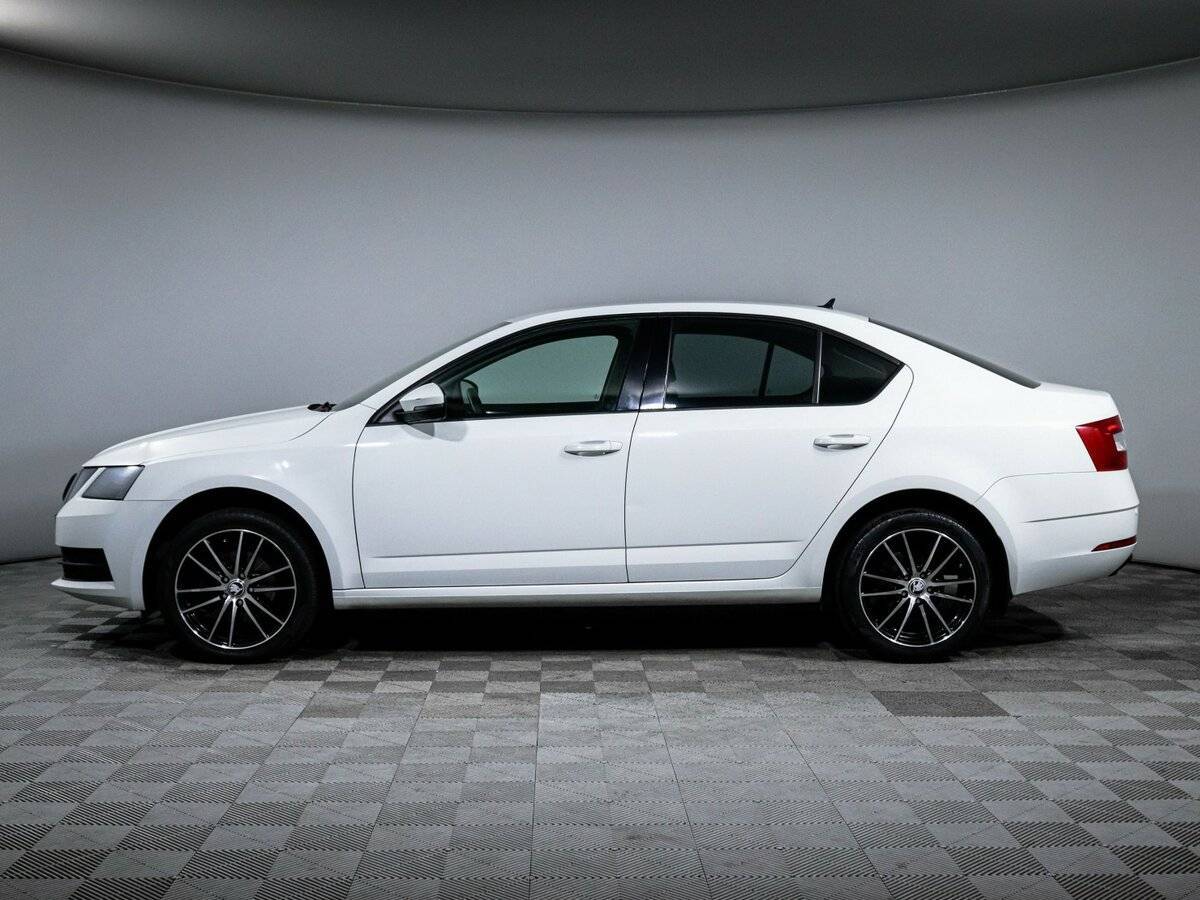 Skoda Octavia 2019 года с пробегом. Фото: #7