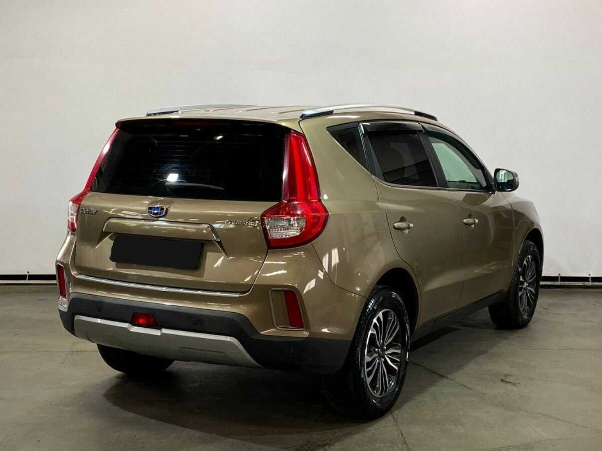 Geely Emgrand X7 2019 года с пробегом. Фото: #4