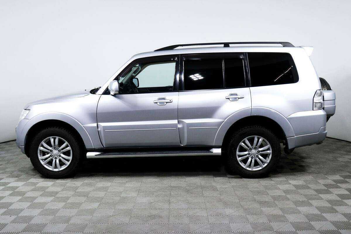 Mitsubishi Pajero 2012 года с пробегом. Фото: #7