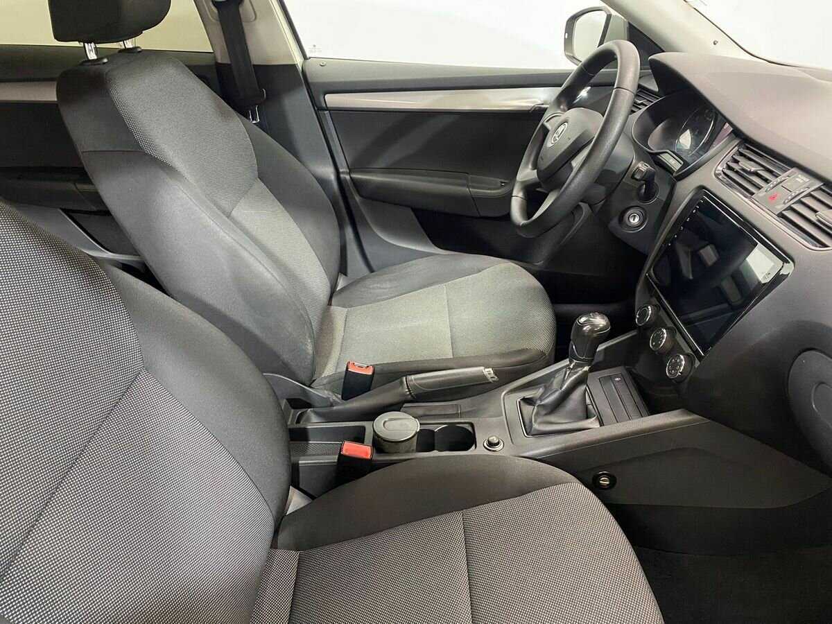 Skoda Octavia 2014 года с пробегом. Фото: #9
