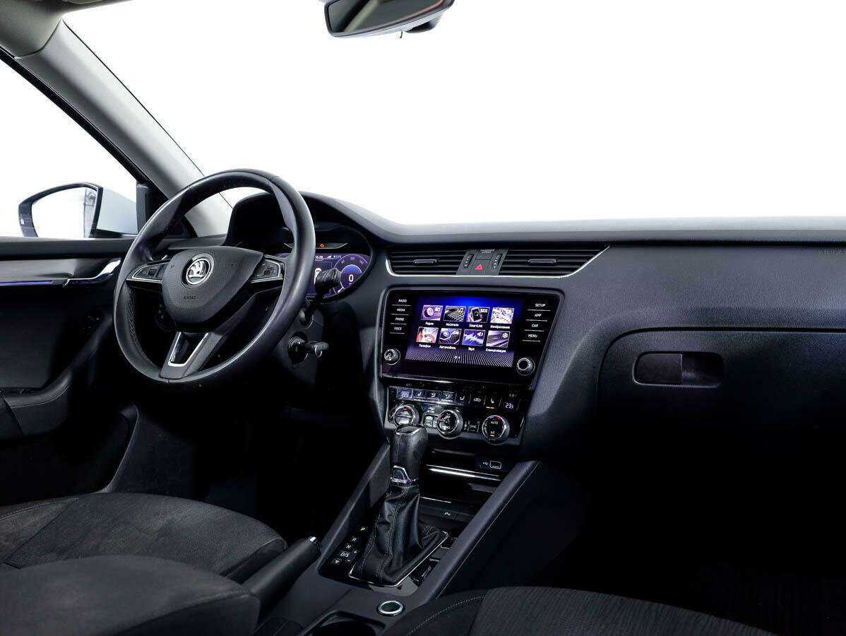 Skoda Octavia 2019 года с пробегом. Фото: #9