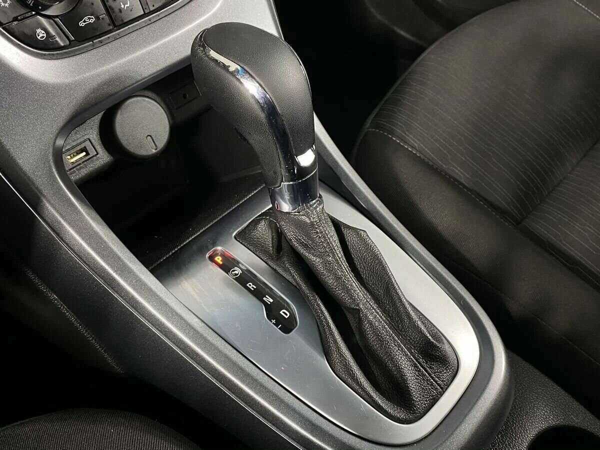 Opel Astra 2013 года с пробегом. Фото: #15