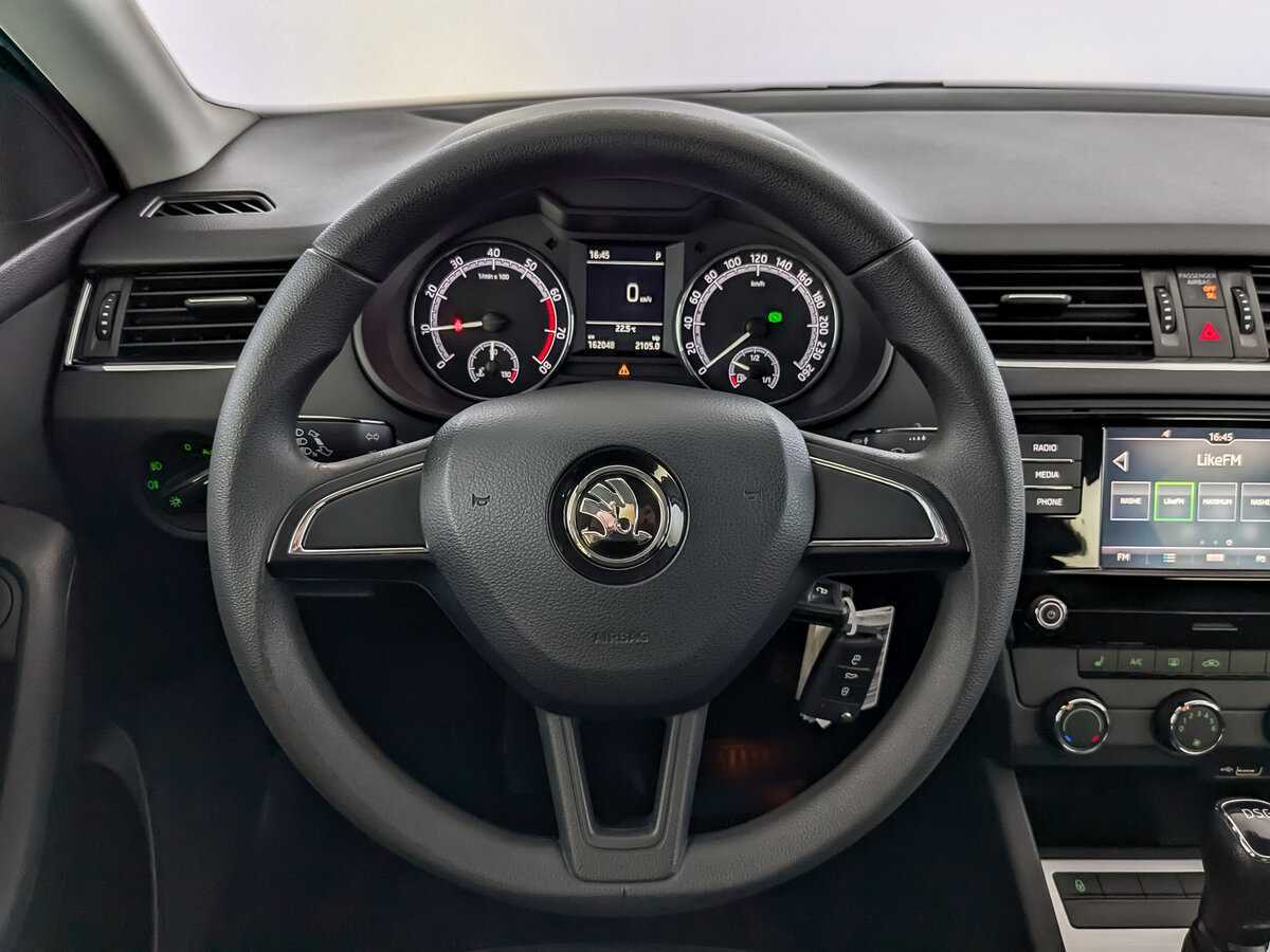 Skoda Octavia 2018 года с пробегом. Фото: #20