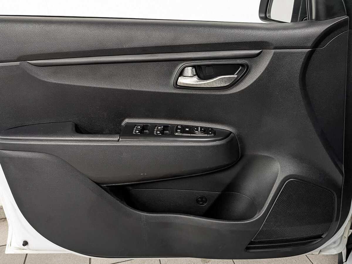 Kia Rio 2020 года с пробегом. Фото: #17