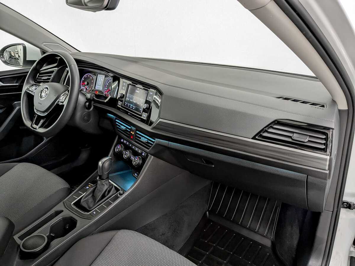 Volkswagen Jetta 2020 года с пробегом. Фото: #10
