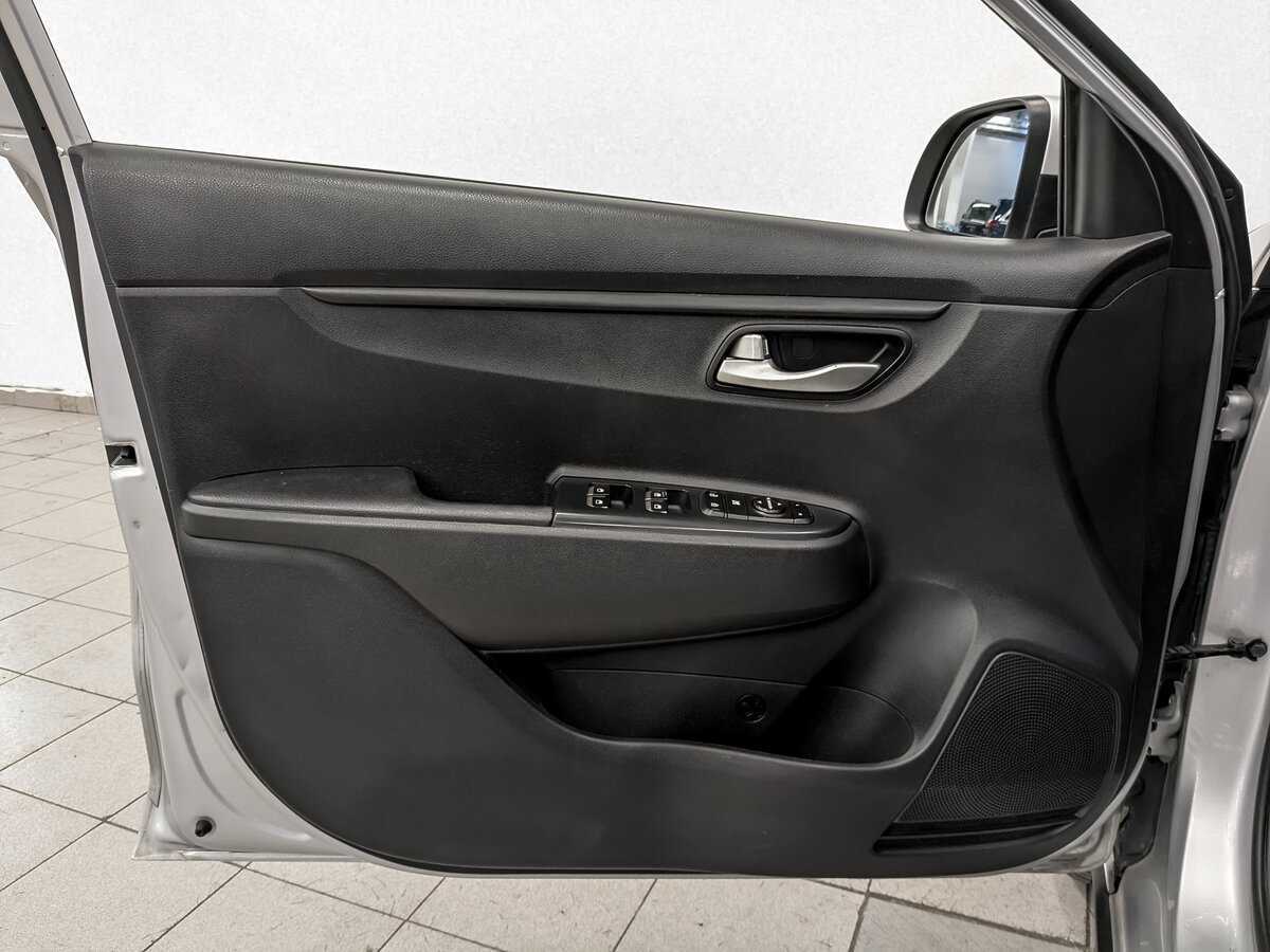 Kia Rio 2020 года с пробегом. Фото: #18