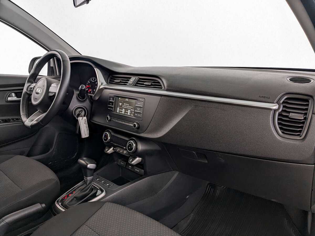 Kia Rio 2021 года с пробегом. Фото: #8